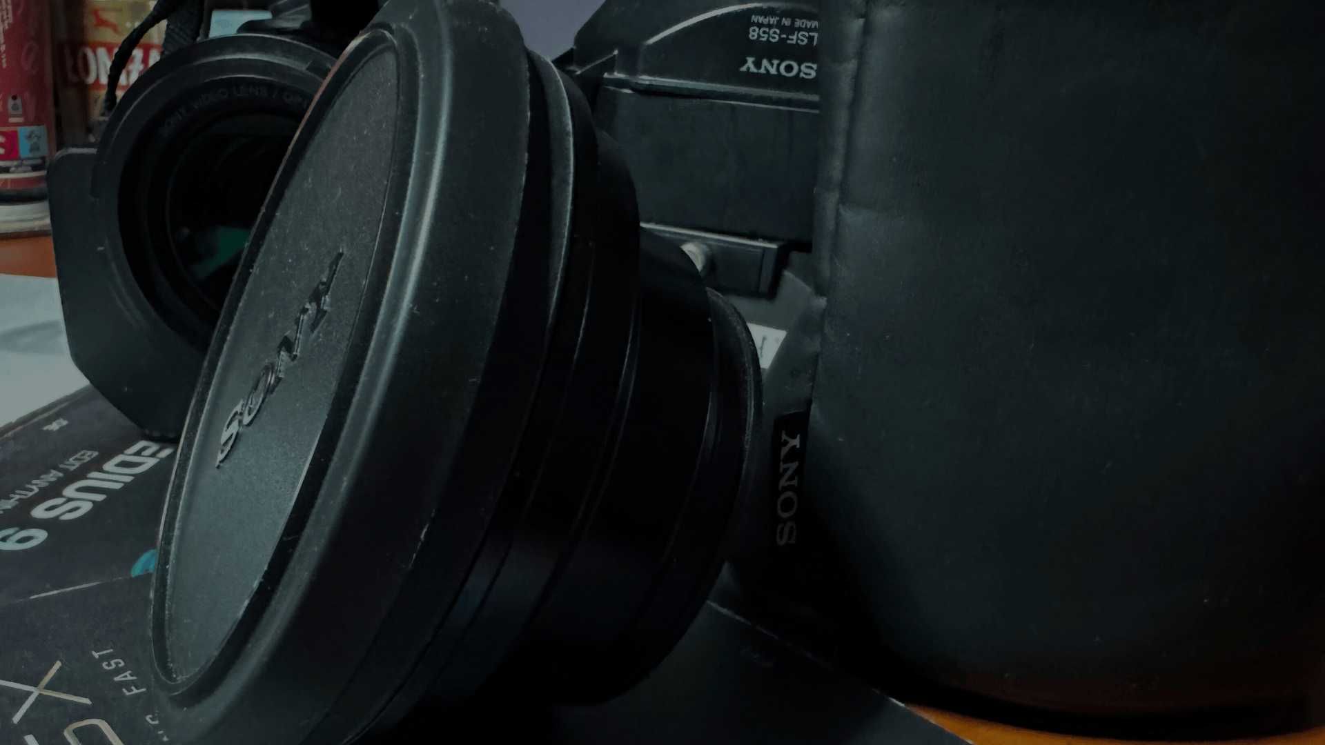 Sony DSR-PD150P PAL 3CCD Digital DVCAM & DV Recording Camcorder