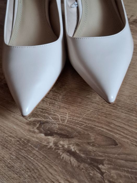 Туфлі H&M бежеві, 39 розмір.