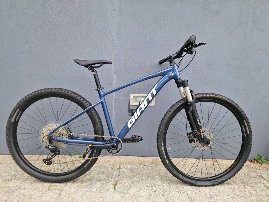 Bicicleta BTT Giant Talon 0