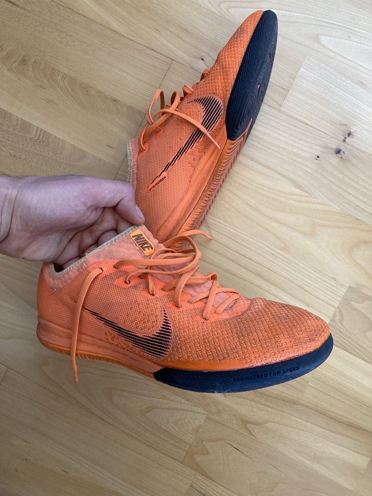 Buty halowe Nike Mercurial X r. 42,5 halówki, piłkarskie,