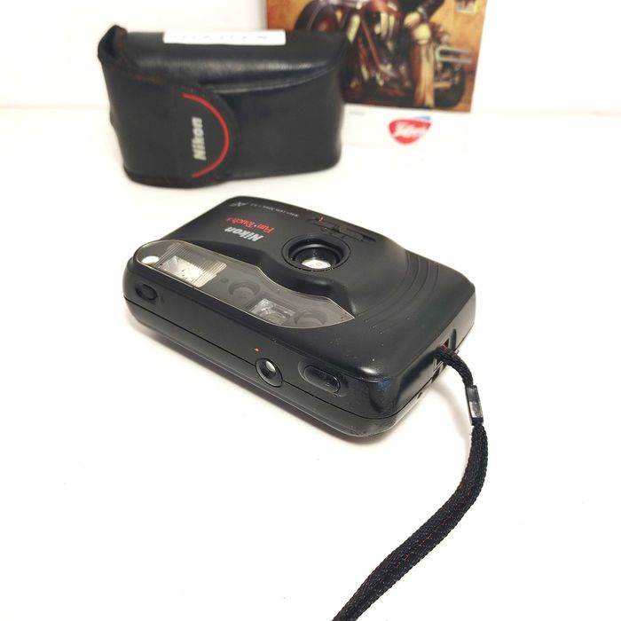 Kompaktowy aparat fotograficzny RETRO analogowy NIKON Fun Touch 3