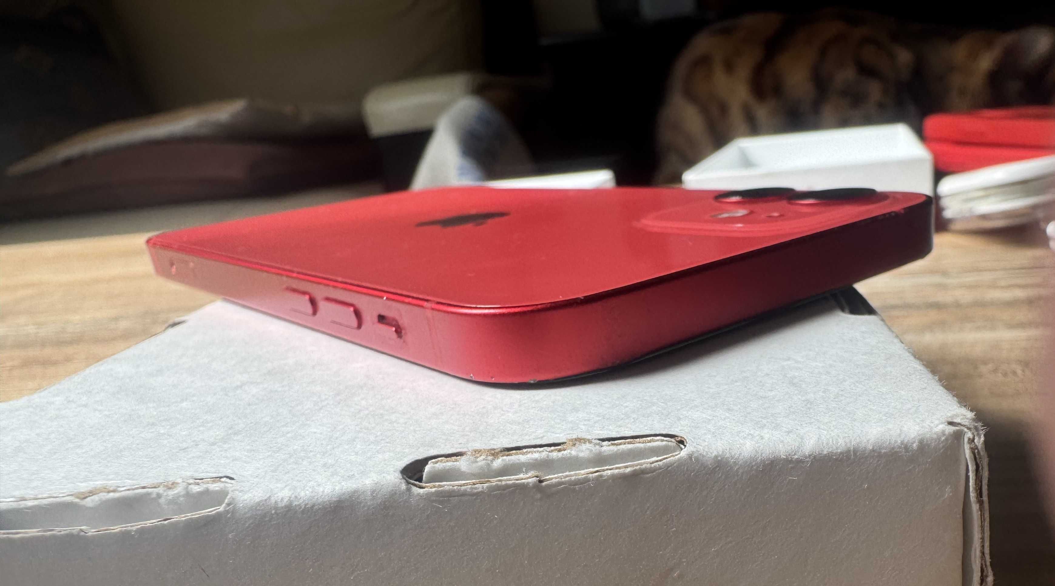 Iphone 12 czerwony /RED/ z limitowanej serii + gratisy