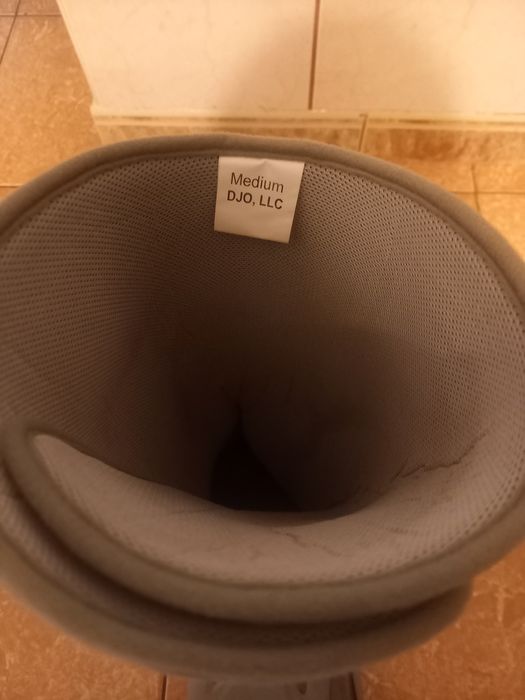Profesjonalna Orteza na nogę Aircast Walker rozmiar L Medium