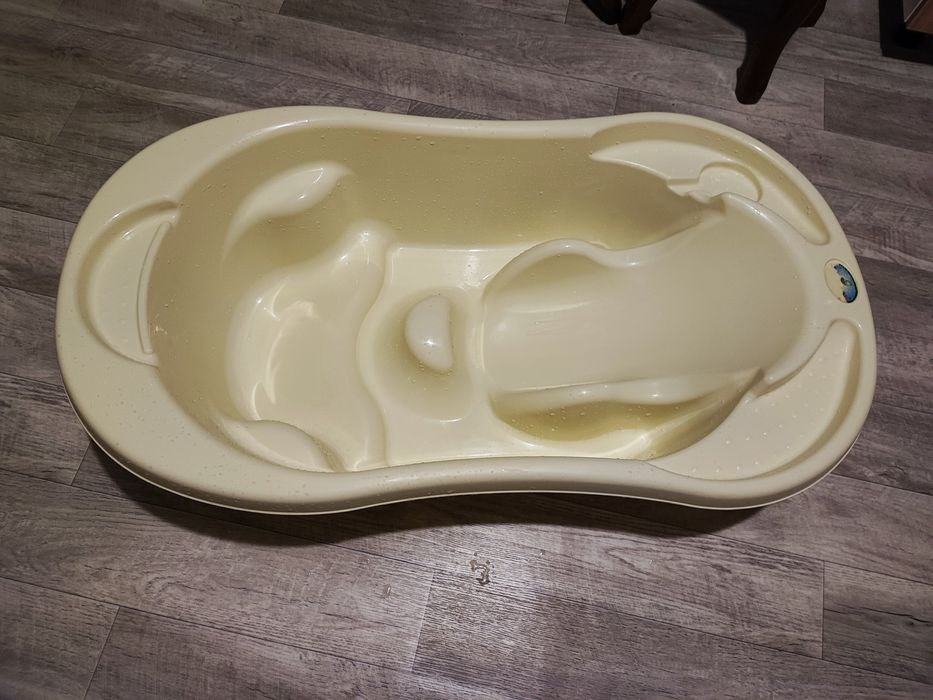 Продам ванночку для немовлят в ідеальному стані