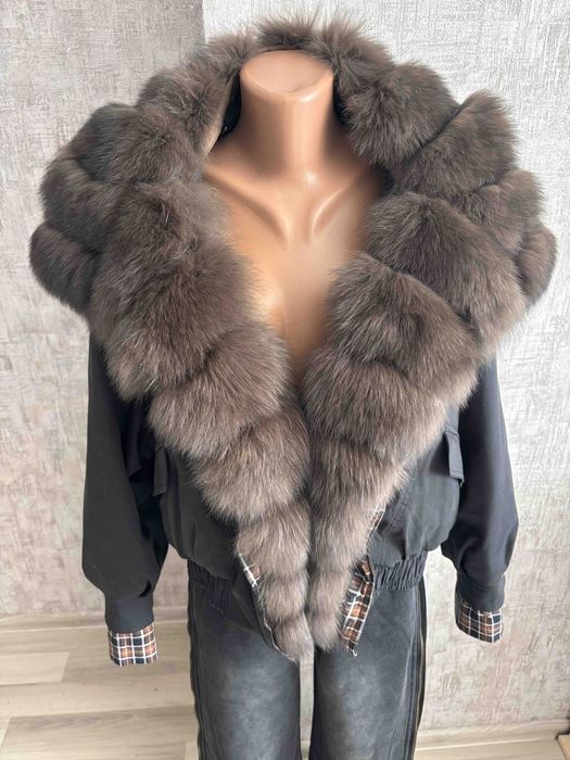 Зимова парка-автоледі  з натуральним хутром
