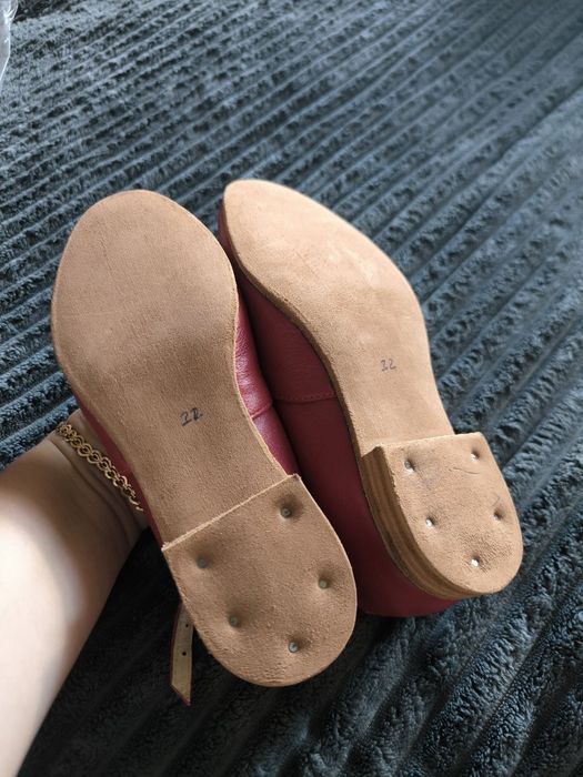 Туфлі сценічні для народних танців.