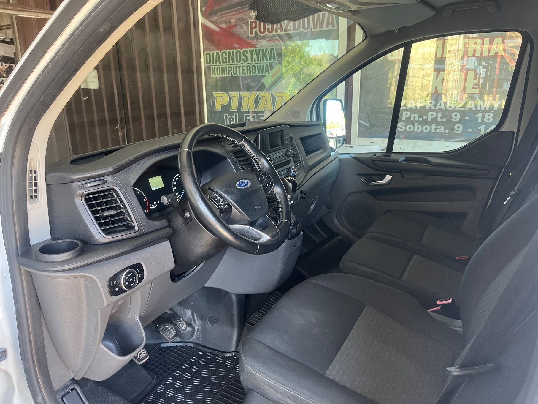 Ford Transit Custom Ford Transit Custom L1H1 Po remoncie 23% VAT