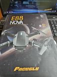 Dron E 88 nowy sprzedam