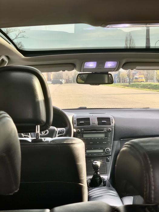 Продам Toyota Avensis T27, дизель 2.2 D4D