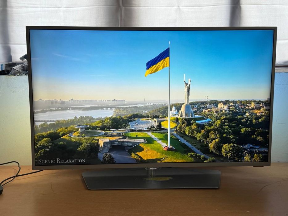 Телевізор Philips — 43”, 4K UHD, Smart TV