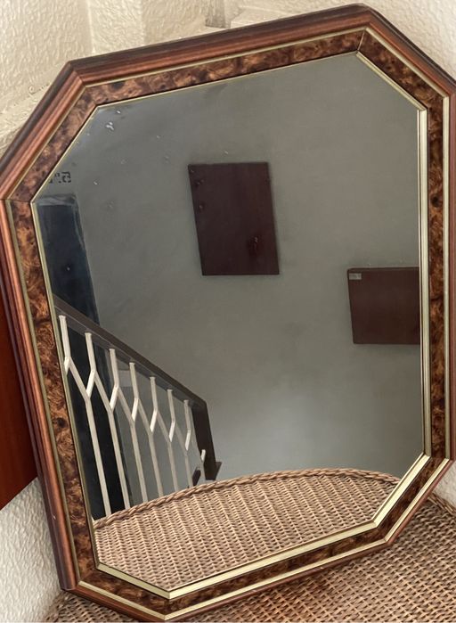 Mirror in excellent condition64585040564995121