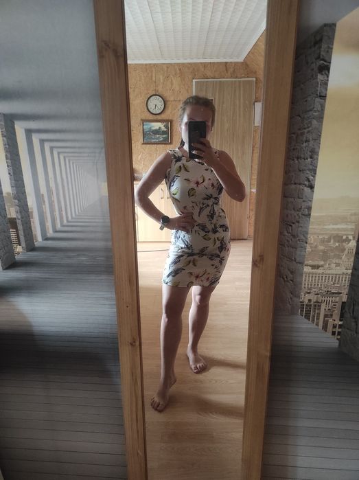 Biała sukienka obcisła w kwiaty delikatna sukienka letnia f&f 36 s
Mie