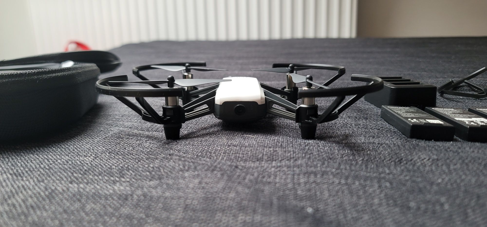 Dron dji ryze tello + 5 baterii