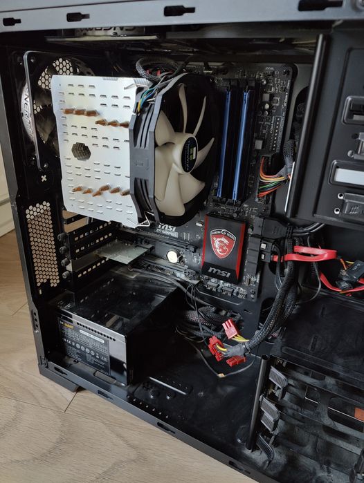 Obudowa + płyta + i5 4690k + 8 RAM