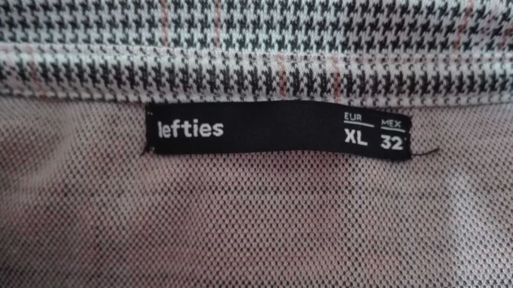 Vestido senhora Lefties