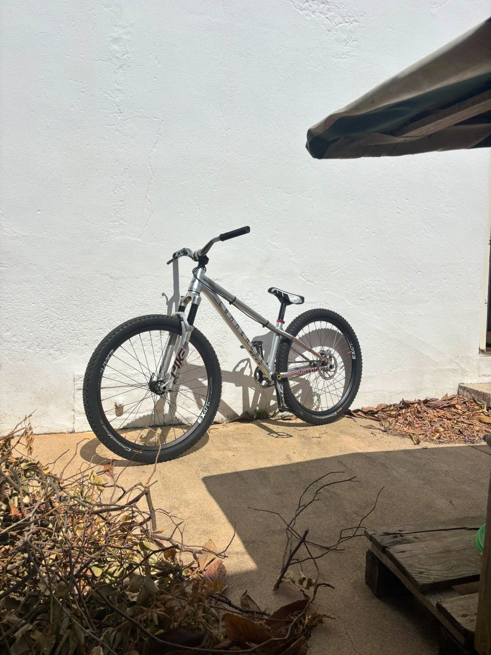 Commencal Absolut Dirt Jump
