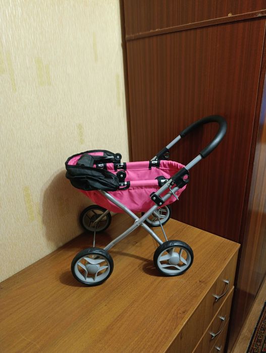 Коляска для ляльки