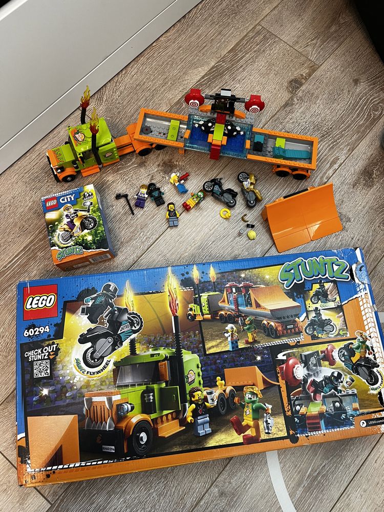 Лего 60294 та 60309 Lego stuntz