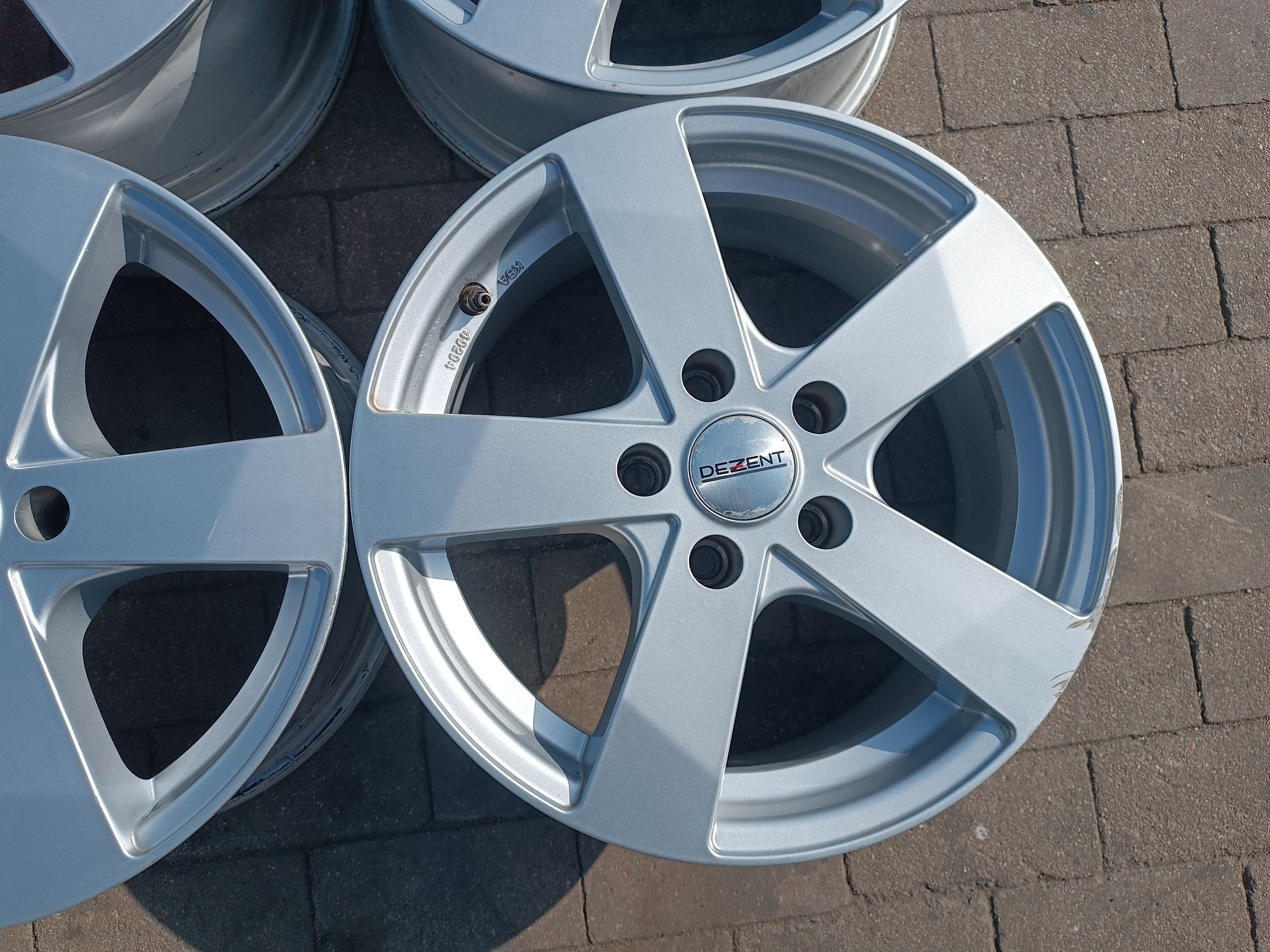 Felgi aluminiowe Audi VW Mercedes 5x112 ET35 7J16