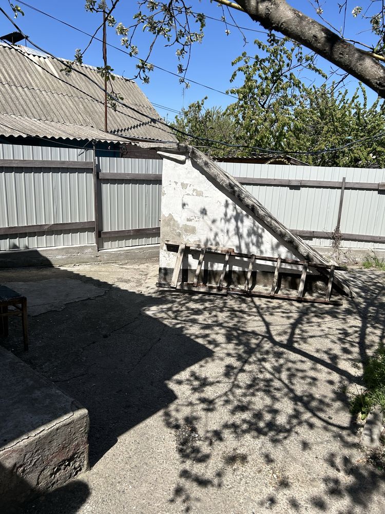 Продам пів будинку на ст. Балашівці
