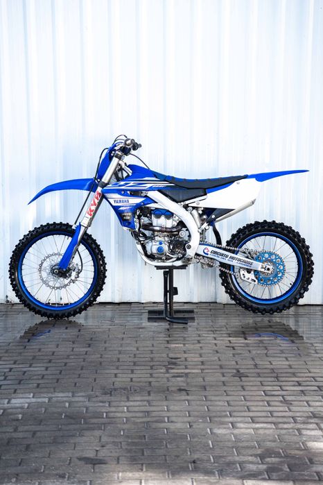 YAMAHA YZF 250 INJEÇÃO ATÉ 81€/MÊS