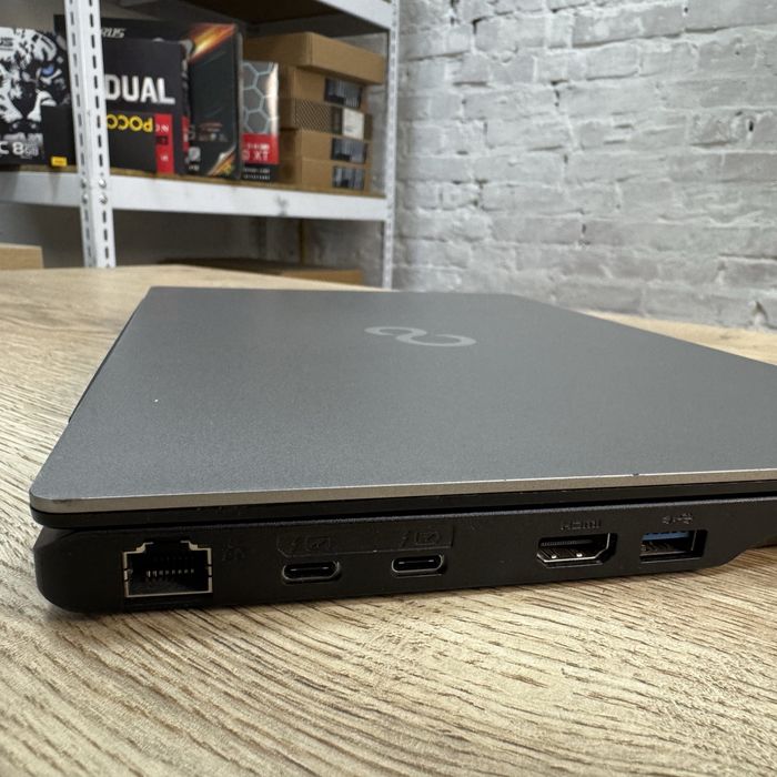 Ноутбук Fujitsu Lifebook E5412 i5-1235u/16Gb/256SSD FHD-IPS