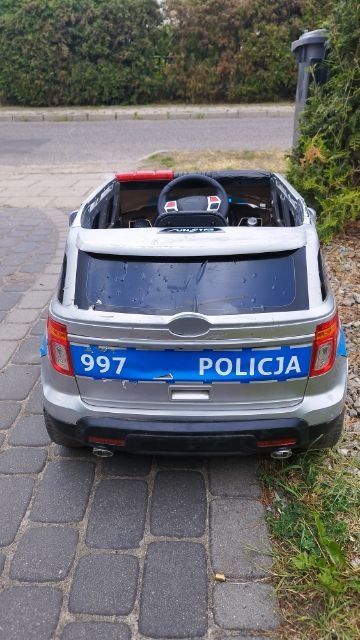Auto policja na akumulator dla dzieci