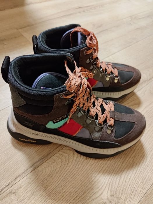 Кросівки Skechers