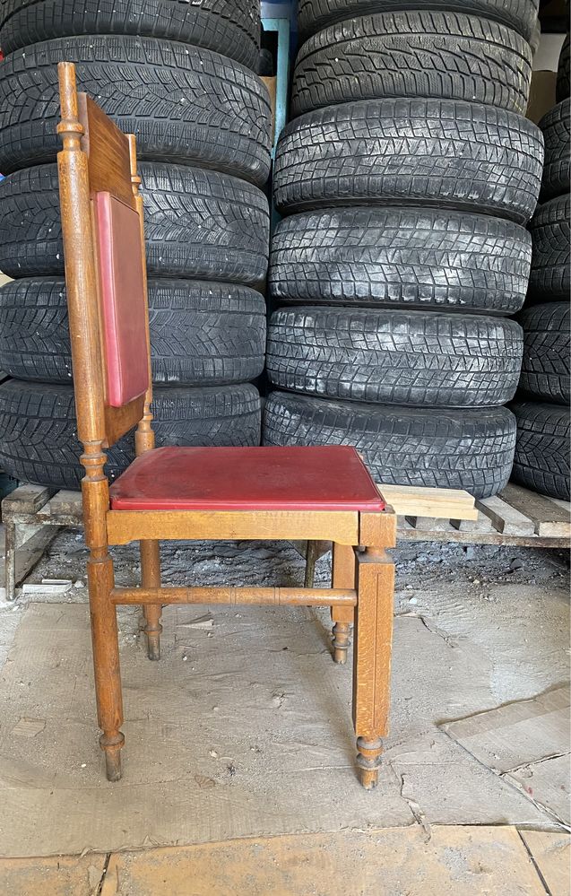 Продам стул деревянный