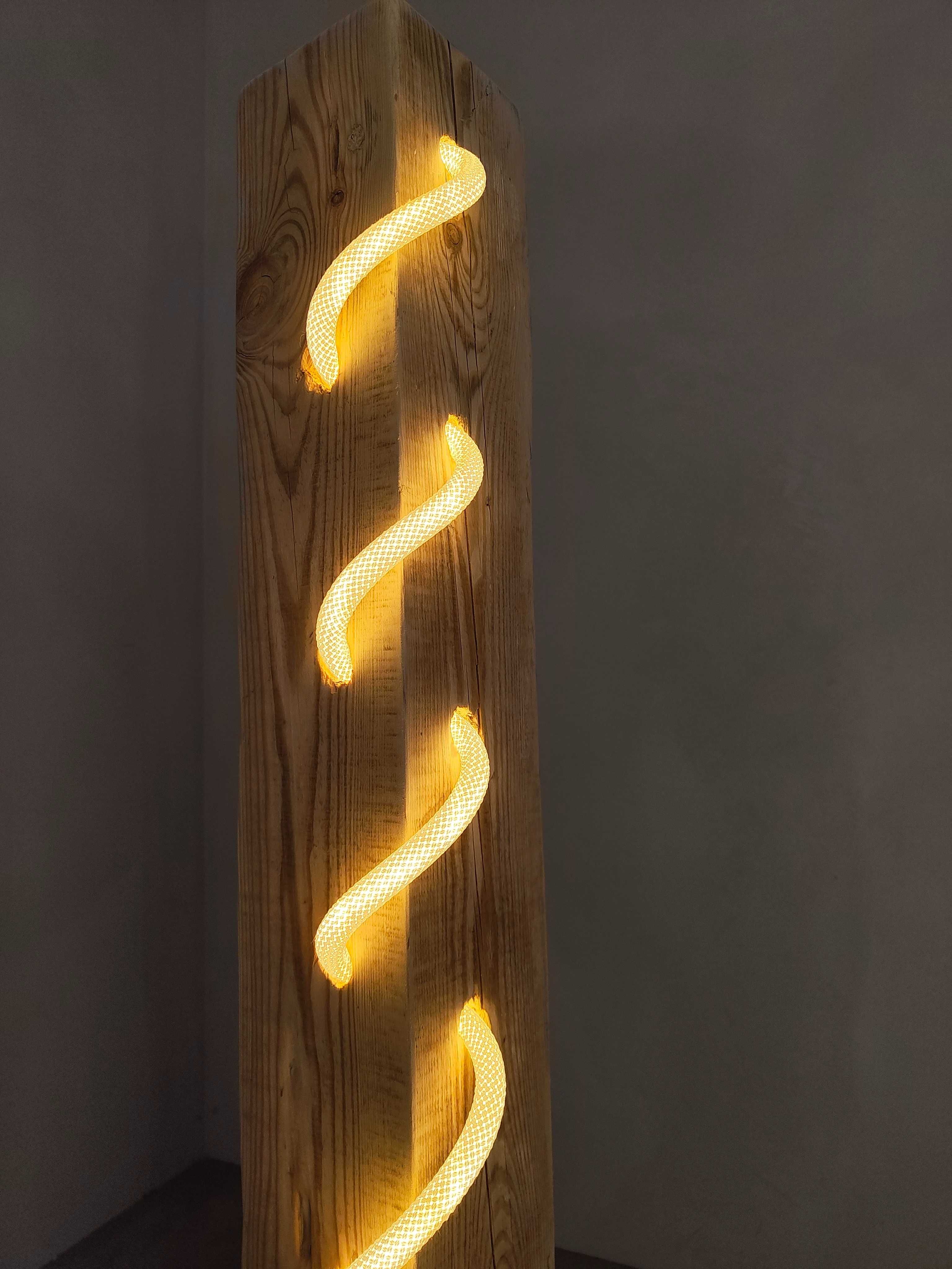 Stojąca Lampa LED unikalna – ręcznie wykonana ! KONIECZNIE ZOBACZ !