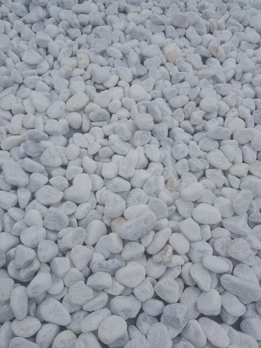 Kamień ozdobny biały, otoczak Bianco Carrara