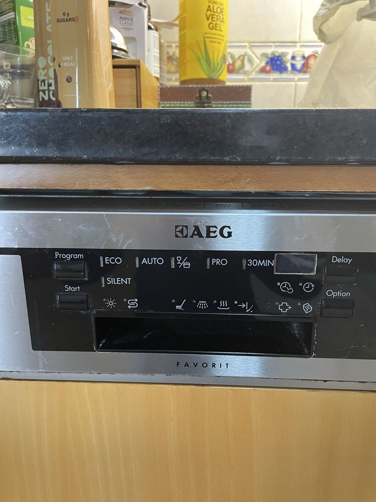 Maquina Lavar Louça de encastrar AEG