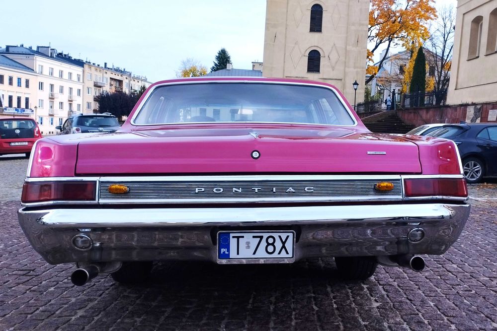 Pontiac Tempest 6 osób Amerykański klasyk do ślubu auto samochód ślub