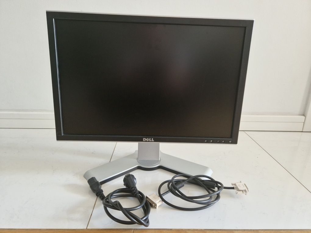 Monitor LCD Dell 2208WFP 22 " 1680 x 1050 
DELL 2208WFPt 22