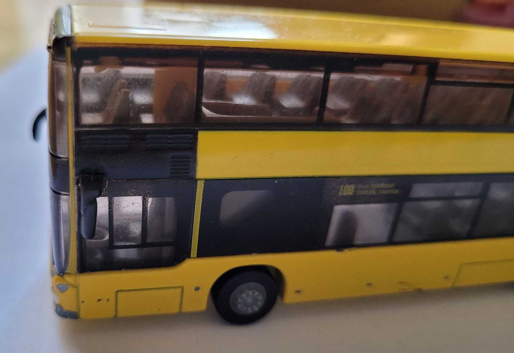 Автобус   SIKY Двоповерховий Залізний Німеччина