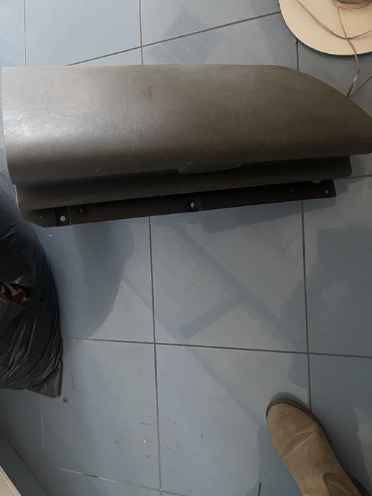 Vendo porta luvas e espelhos dim Mitsubishi originais impecaveis