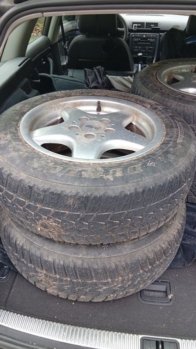 Felgi aluminiowe z oponami