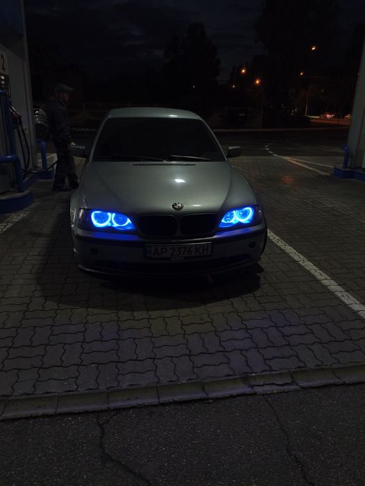 Продам отличную бмв 2.0