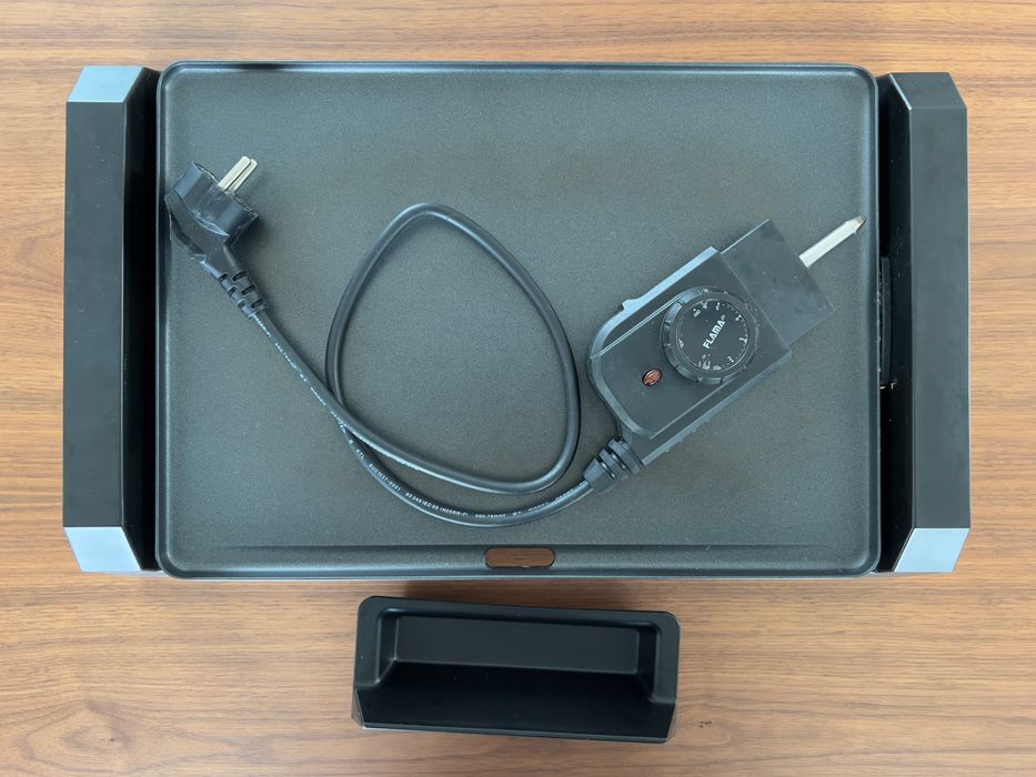 Grelhador de Mesa FLAMA 4743FL (2000 W)