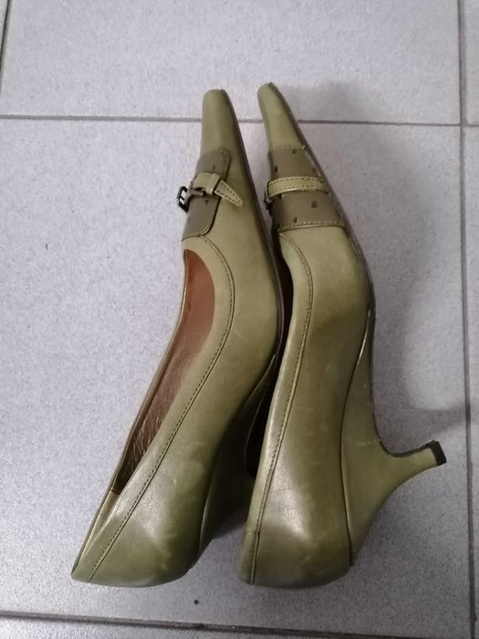 Sapatos de senhora verdes