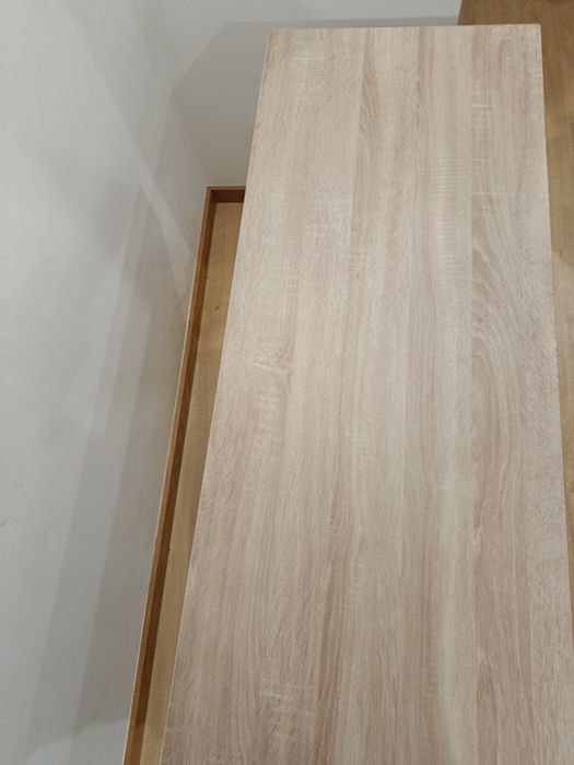 Secretaria como nova