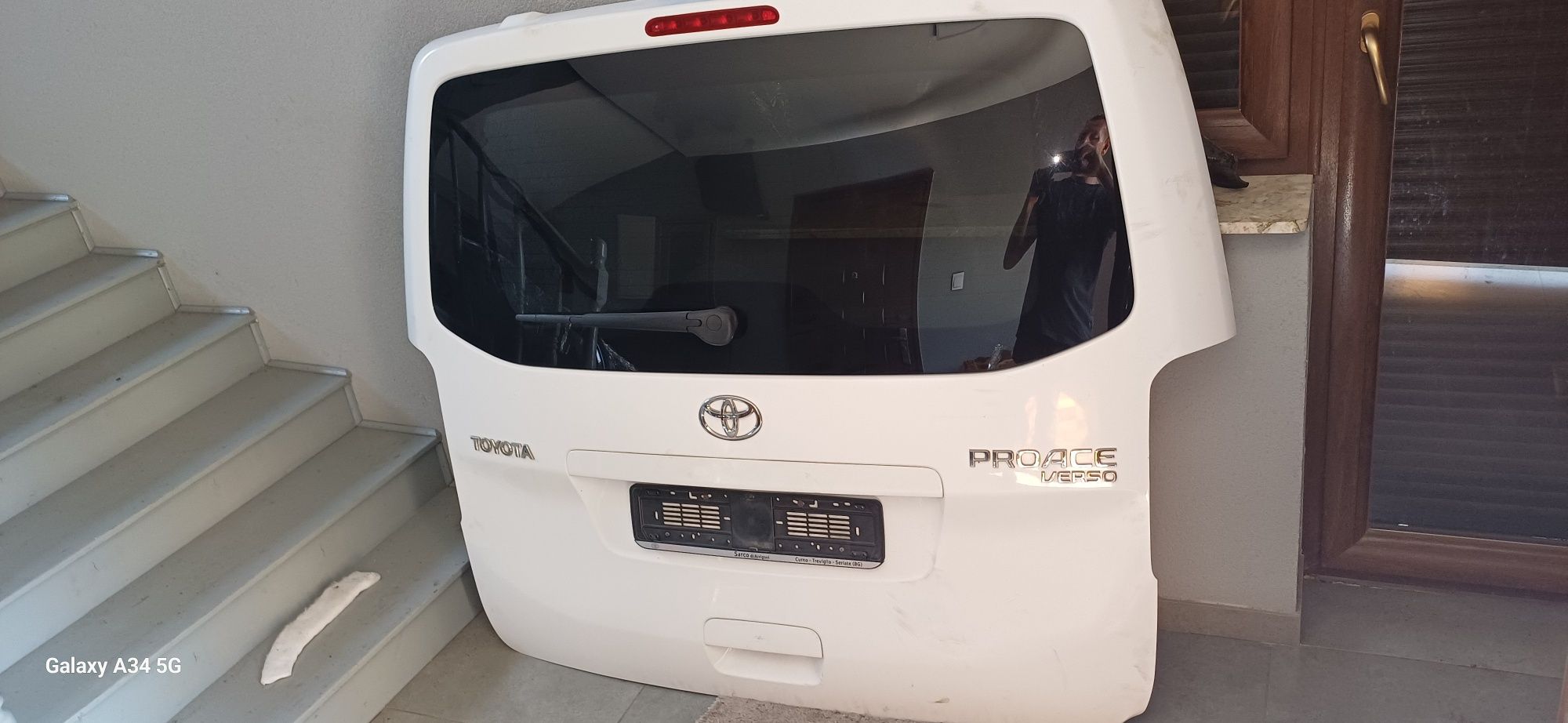 Klapa bagażnika drzwi błotnik tylny cwiartka lampa toyota proace vers