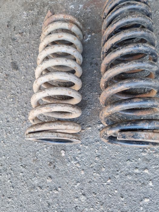 Продам пружину  раф