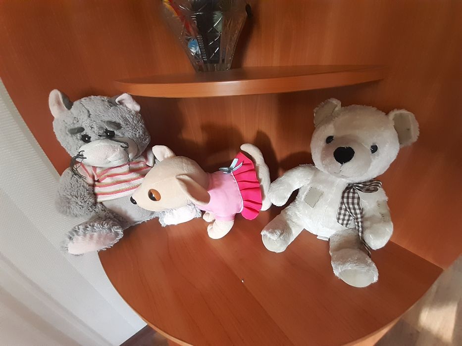 Продам детскую мягкую игрушку.поет песни.