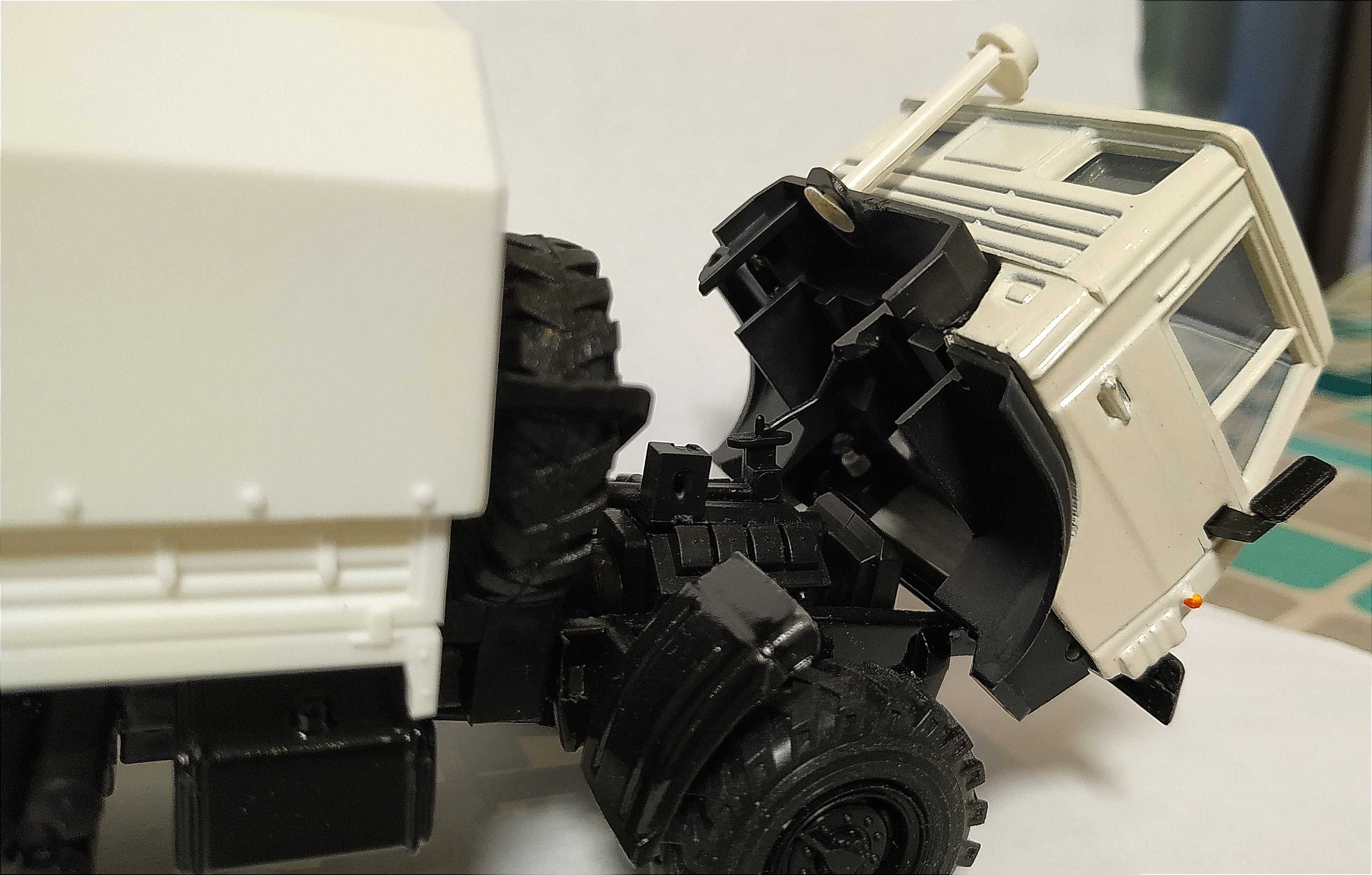 модель КамАЗ-4310 з тентом (1983) Елекон элекон масштаб 1:43