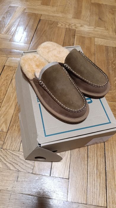 Вони круті.Капці угги від Skechersе.Терм