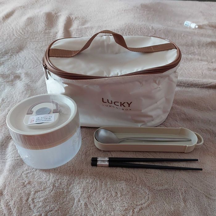 Термоізалеваний ланч бокс