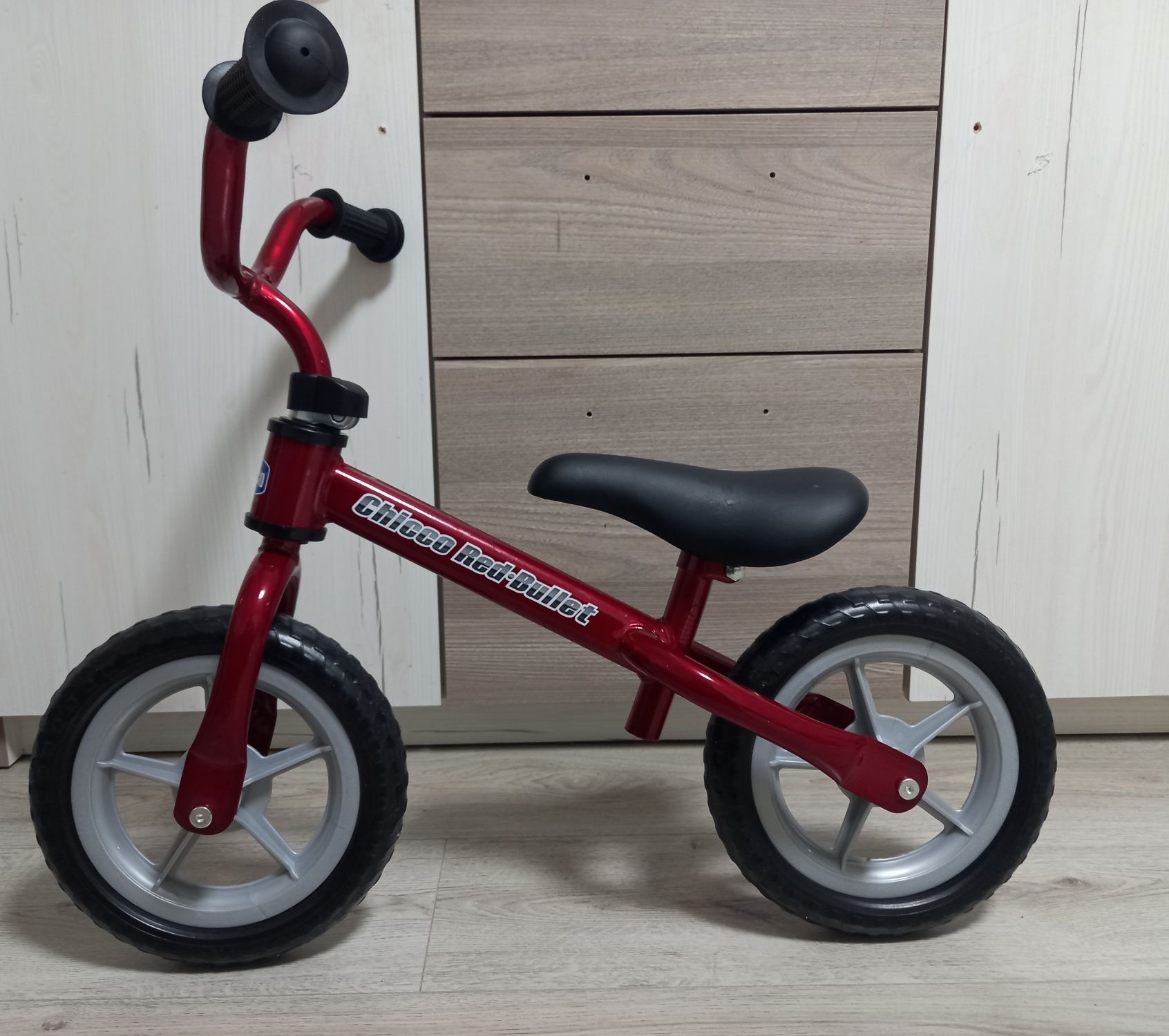 Біговел Chicco RED Bullet