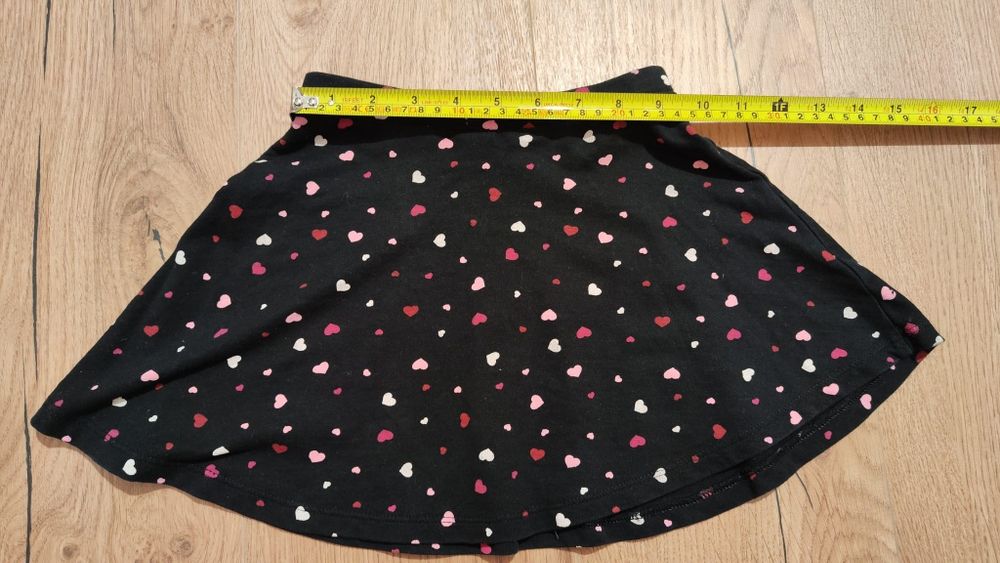 Spódniczka w serduszka rozm 98, H&M