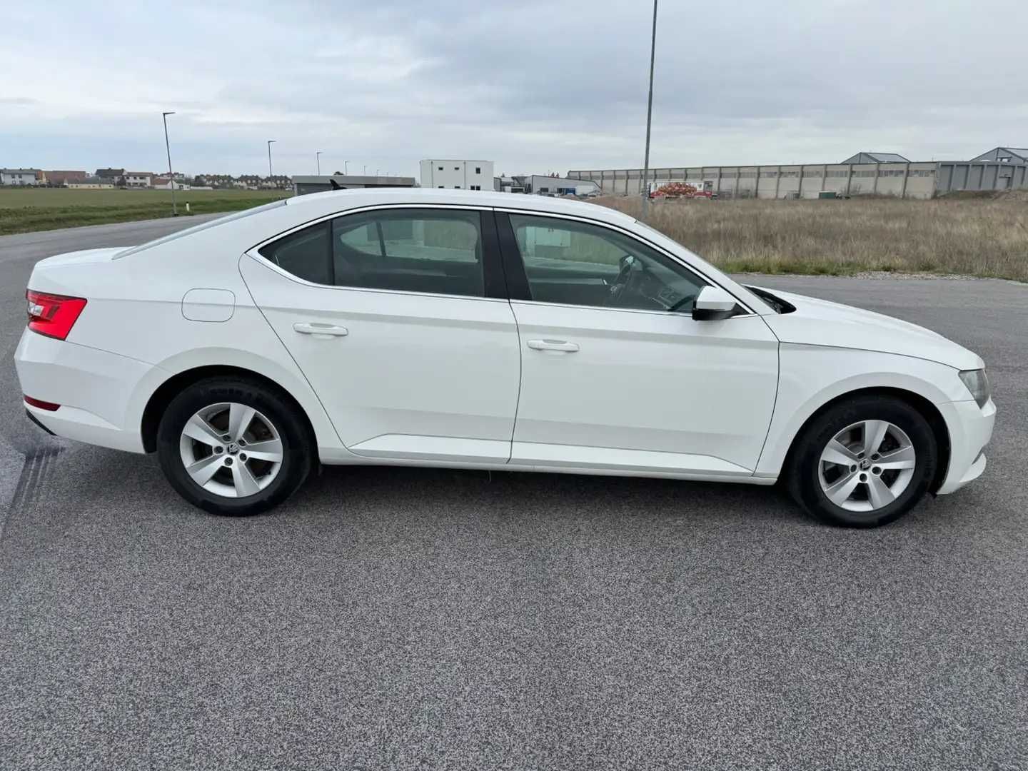 Skoda  Superb 2018